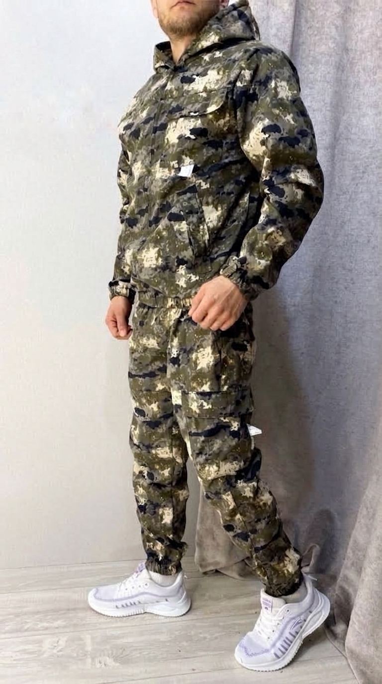Комплект в классическом камуфляже